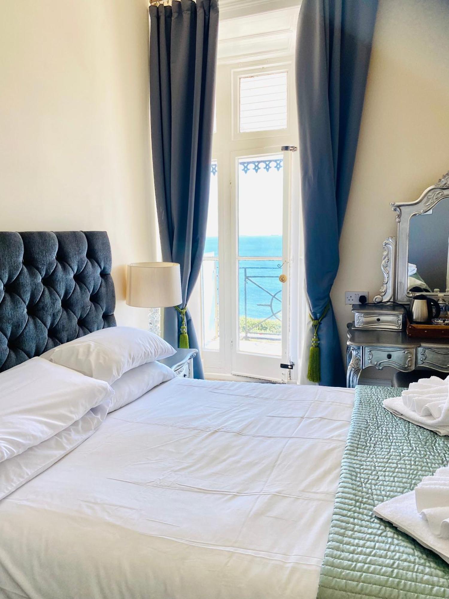Villa Mentone Hotel Шанклин Экстерьер фото
